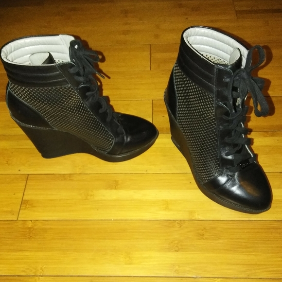 Karl Lagerfeld Shoes - 100%AUTHENTIC KARL LAGERFELD LEATHER WEDGES sz10